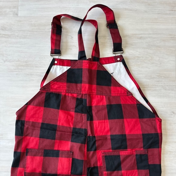 Shinesty Plaid Overalls in Black & Red - Picture 6 of 7